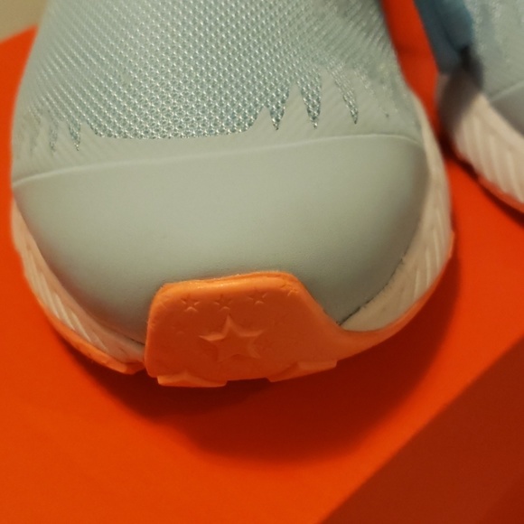 NIKE Star Runner Sneakers NIB - Picture 4 of 7